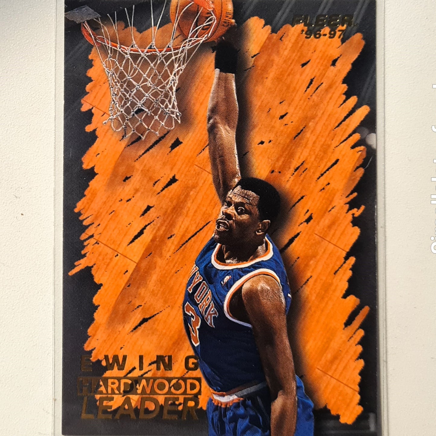 Patrick Ewing 1996 Fleer 96-97 Hardwood Leader #137 NBA Basketball New York Knicks Excellent sleeved
