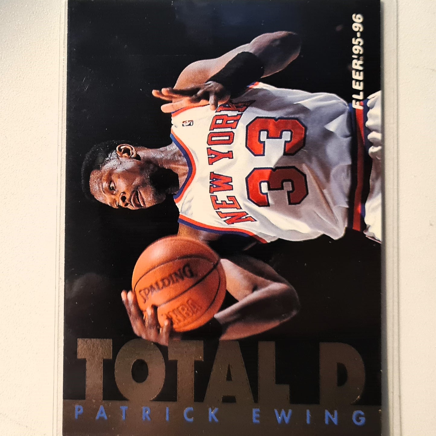 Patrick Ewing 1995 Fleer 95-96 Total D 2 of 12 NBA Basketball New York Knicks Excellent sleeved