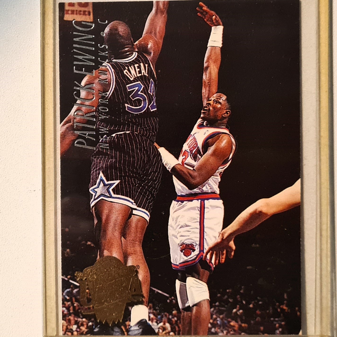 Patrick Ewing 1994 Fleer Ultra 94-95 #125  NBA Basketball New York Knicks Excellent Sleeved