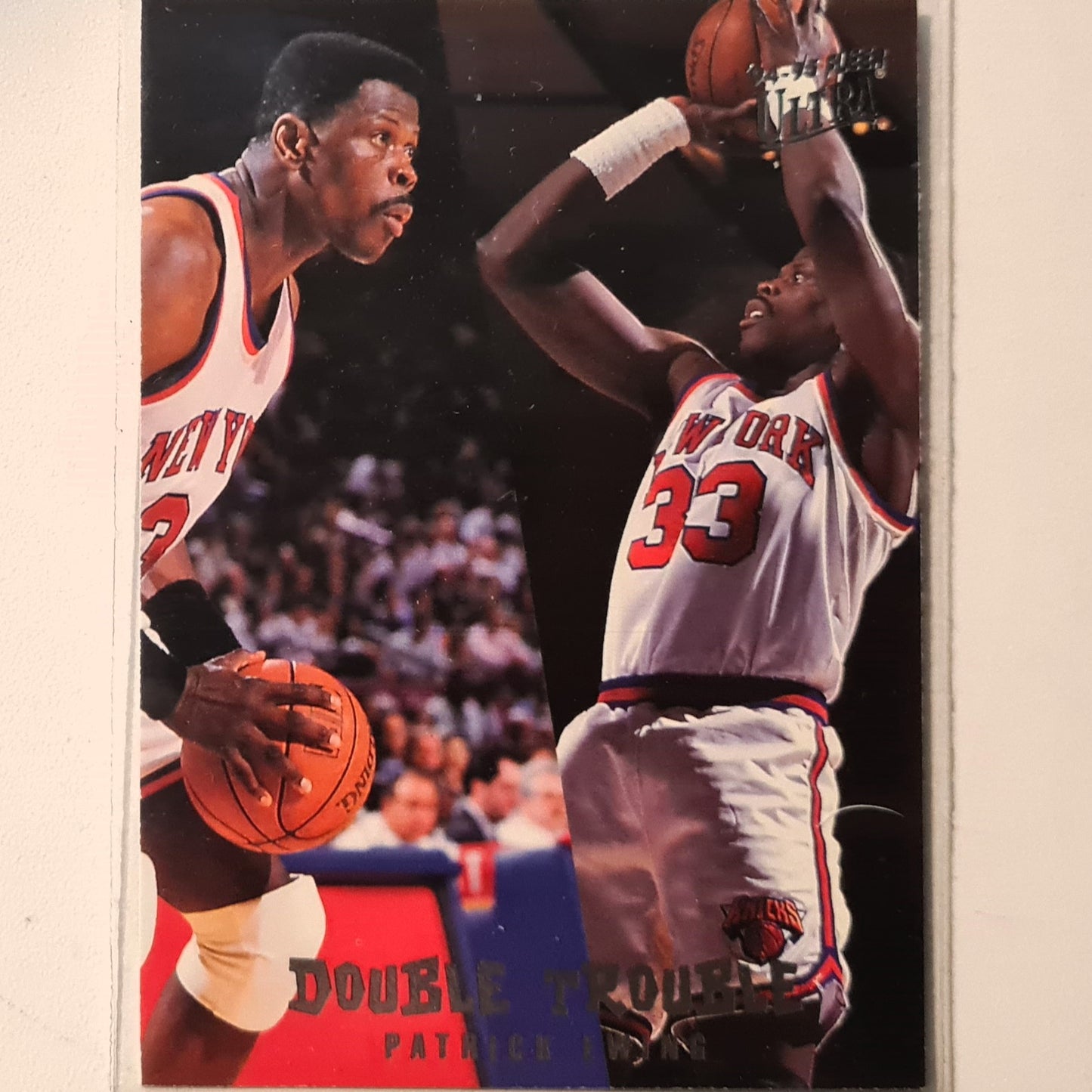 Patrick Ewing 1994 Fleer 94-95 Ultra Double Trouble insert 2 of 10  NBA Basketball New York Knicks Excellent Sleeved