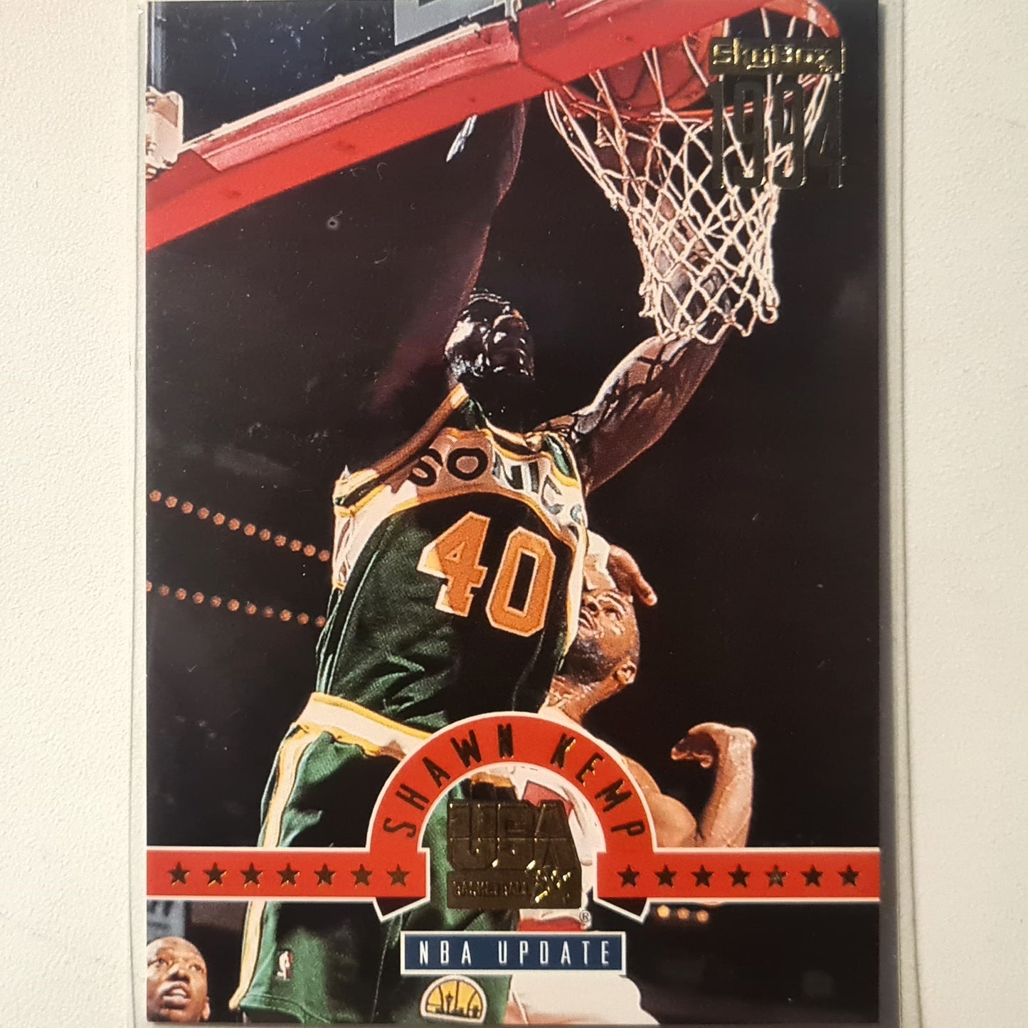 Shawn Kemp 1994 Skybox USA Basketball update right gold text variant  #16 NBA Basketball Seattle Super Sonics excellent Sleeved