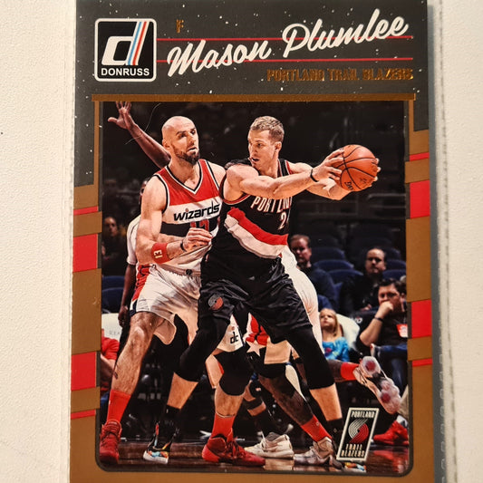Mason Plumlee 2016-17 Panini Donruss winter edition #134 NBA Basketball Portland Trail Blazers Sleeved very good