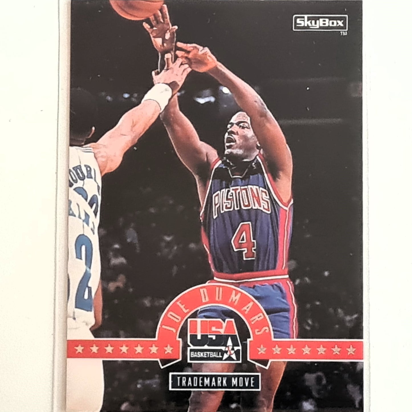 Joe Dumars 1994 Skybox NBA Basketball trademark move #53 NBA Detroit Pistons Excellent sleeved