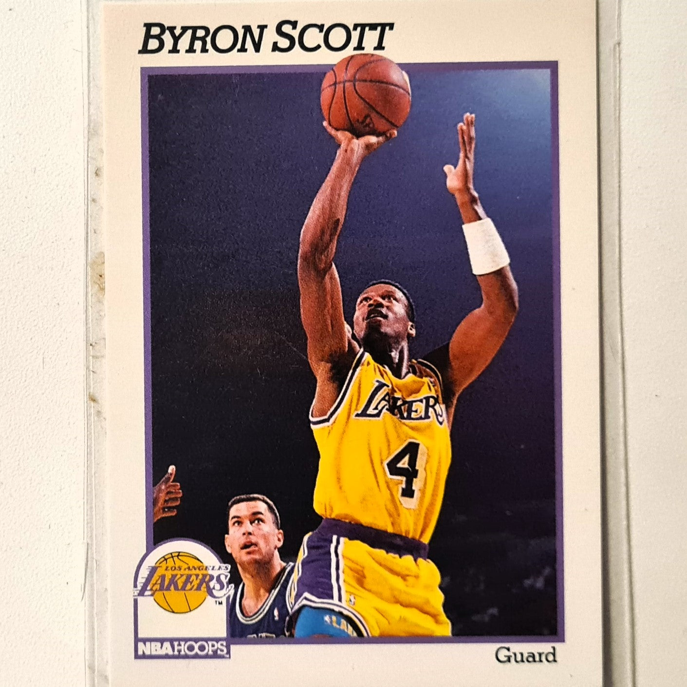 Byron Scott 1991 NBA Hoops #103 NBA Basketball LA Lakers Excellent Sleeved