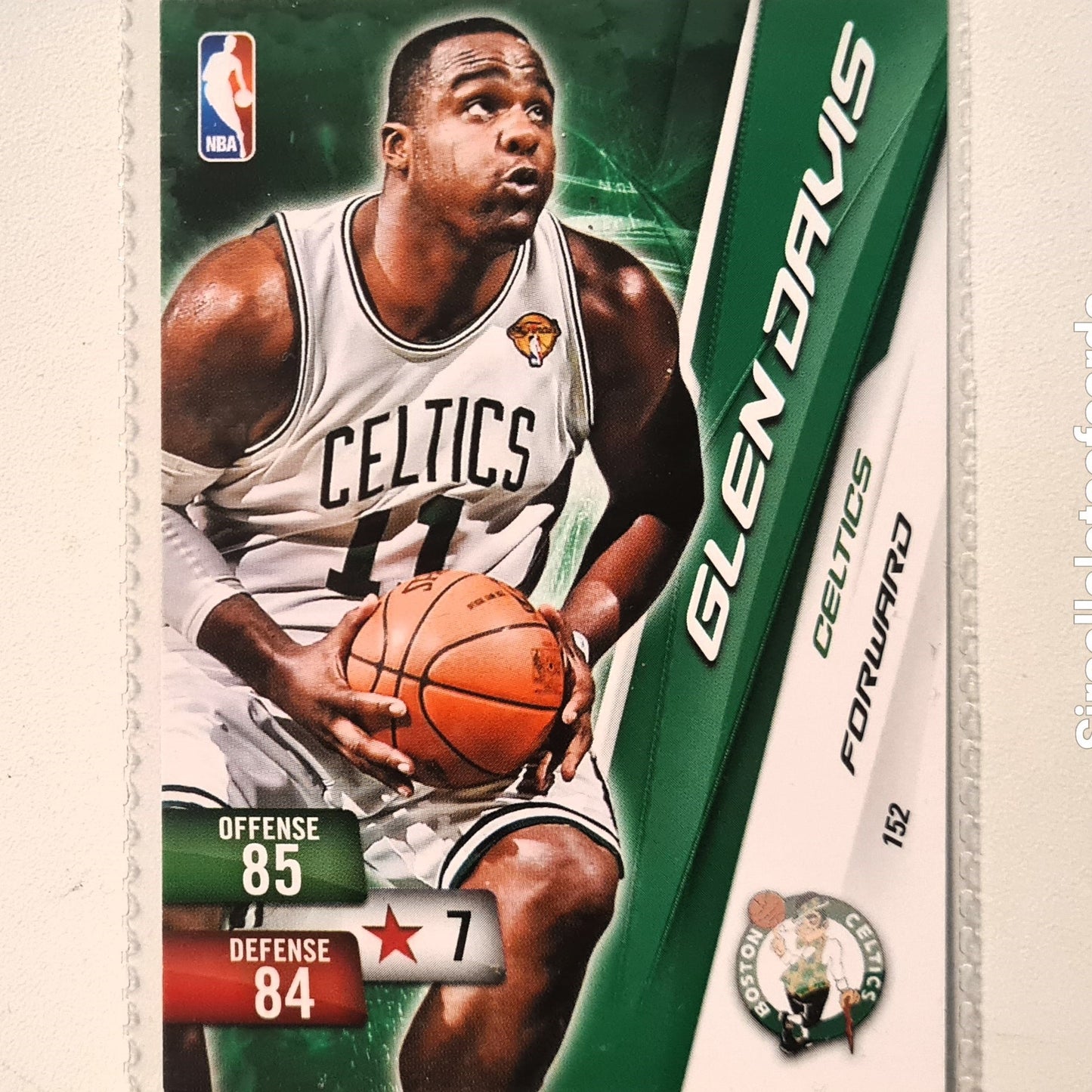 Glen Davis 2010-11 Panini Adrenalyn XL  #152 NBA Basketball Boston Celtics very good sleeved