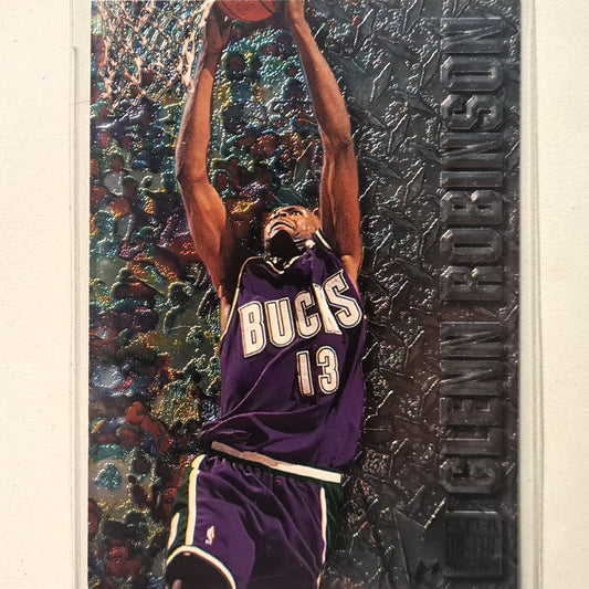 Glenn Robinson 1996 Fleer metal 96-97 #57 NBA Basketball Milwaukee Bucks Excellent sleeved