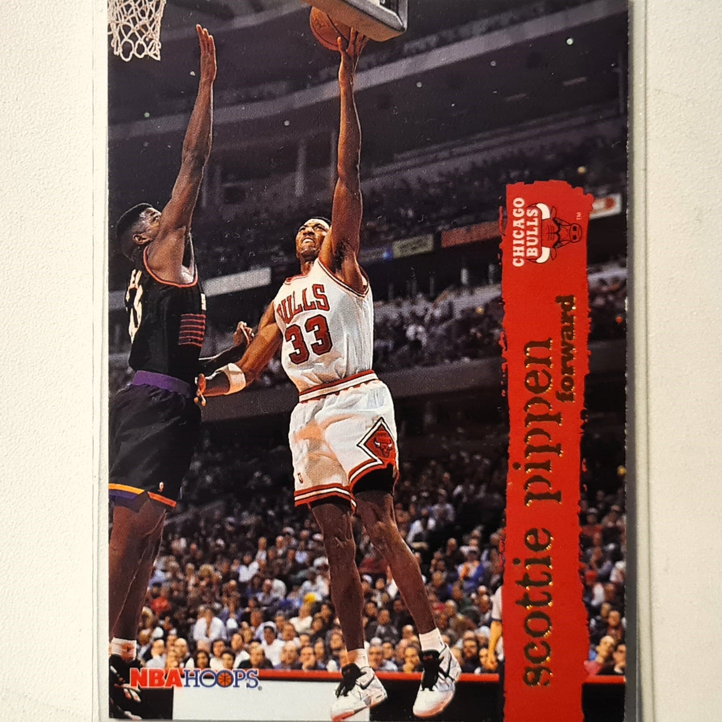 Scottie Pippen 1995 Skybox NBA hoops #24 NBA Basketball Chicago Bulls Excellent Sleeved