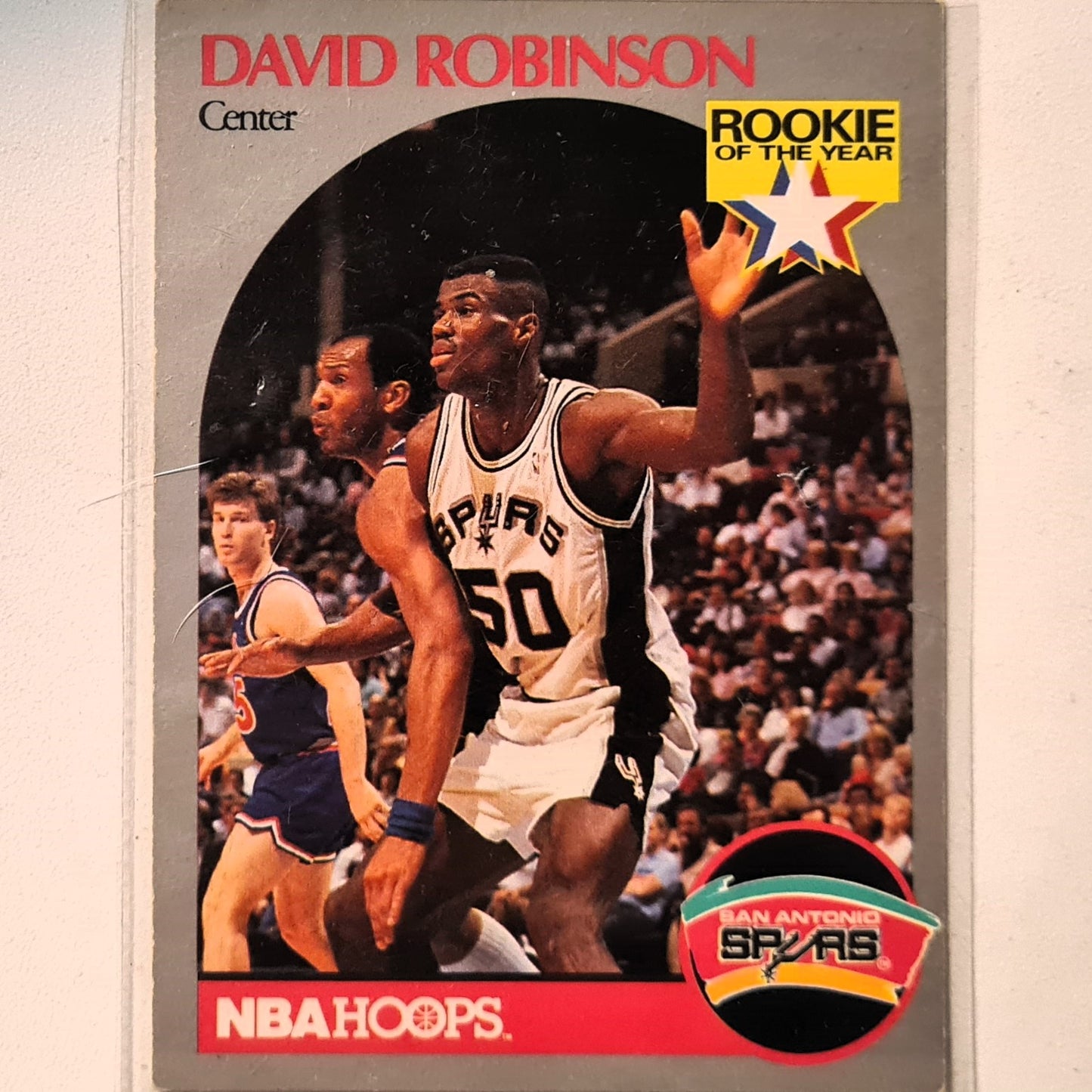 David Robinson 1990 NBA hoops  Rookie RC #239 NBA Basketball San Antonio Spurs very good/excellent  Sleeved
