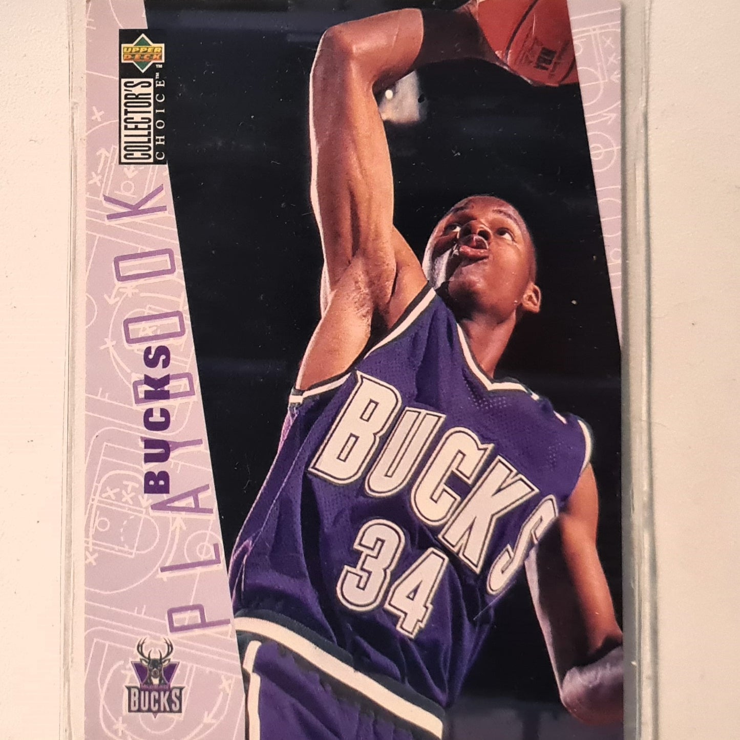 Ray Allen 1996 Upper-Deck playbook Bucks #381 NBA Basketball Milwaukee Bucks Very good/excellent sleeved
