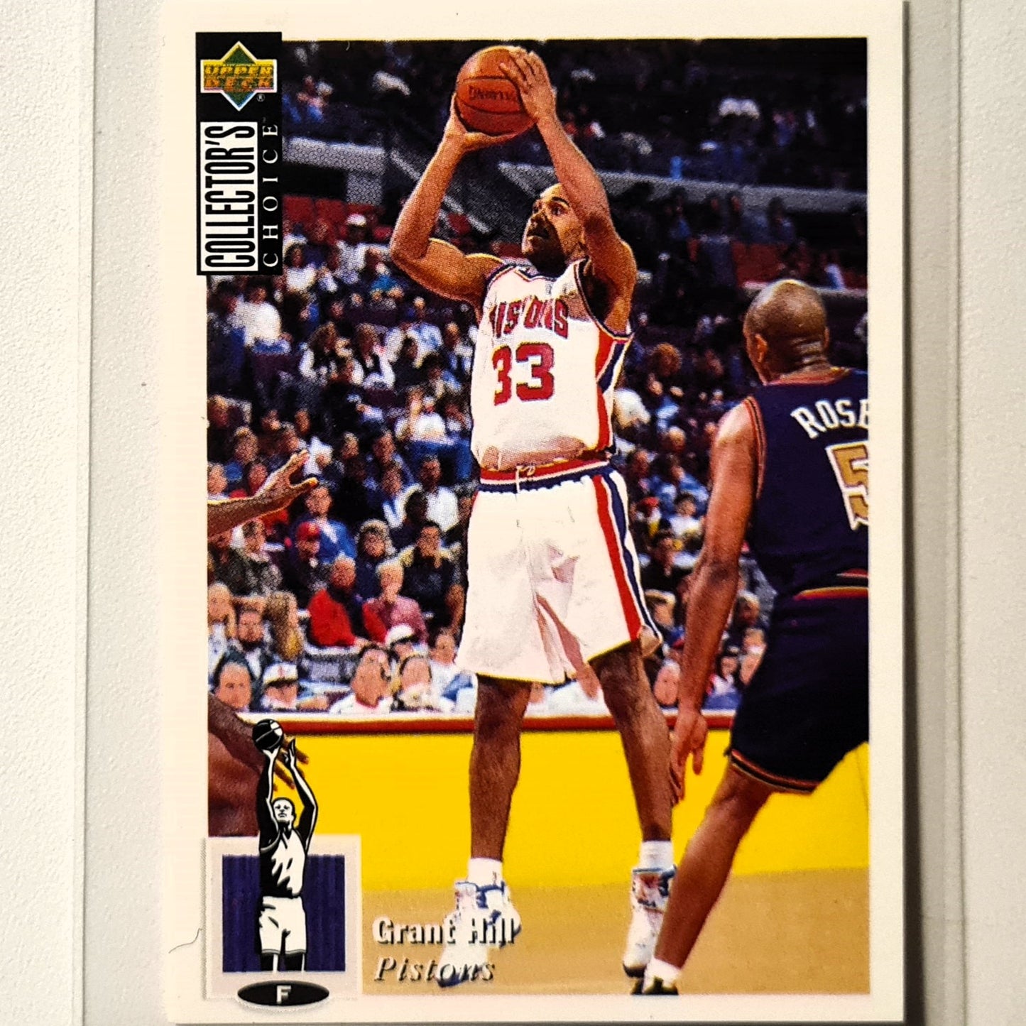 Grant Hill 1995 Upper-Deck NBA Basketball 95/96 Sticker #139 NBA Basketball Detroit Pistons Excellent sleeved