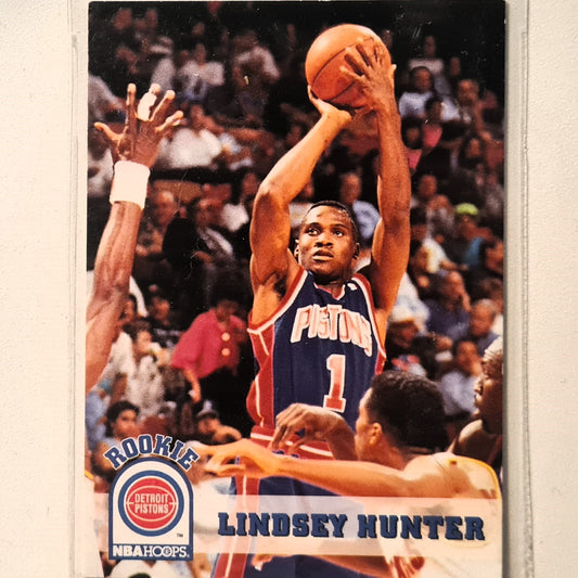 Lindsey Hunter 1994 Skybox NBA Hoops Rookie RC #333 NBA Basketball Detroit Pistons good sleeved