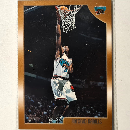 Antonio Daniels 1998 Topps #33 NBA Basketball Vancouver Grizzlies Excellent sleeved