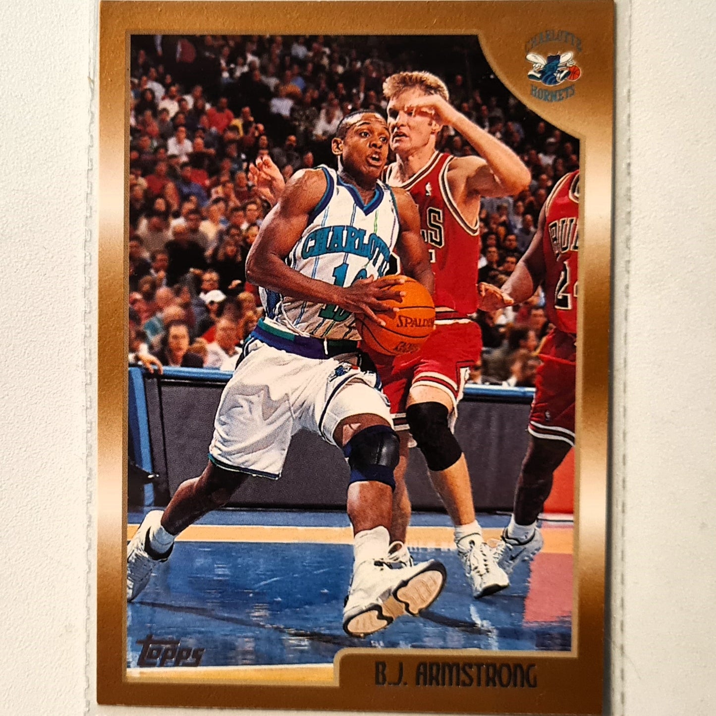 BJ Armstrong 1998 Topps #70 NBA Basketball Charlotte Hornets Excellent sleeved