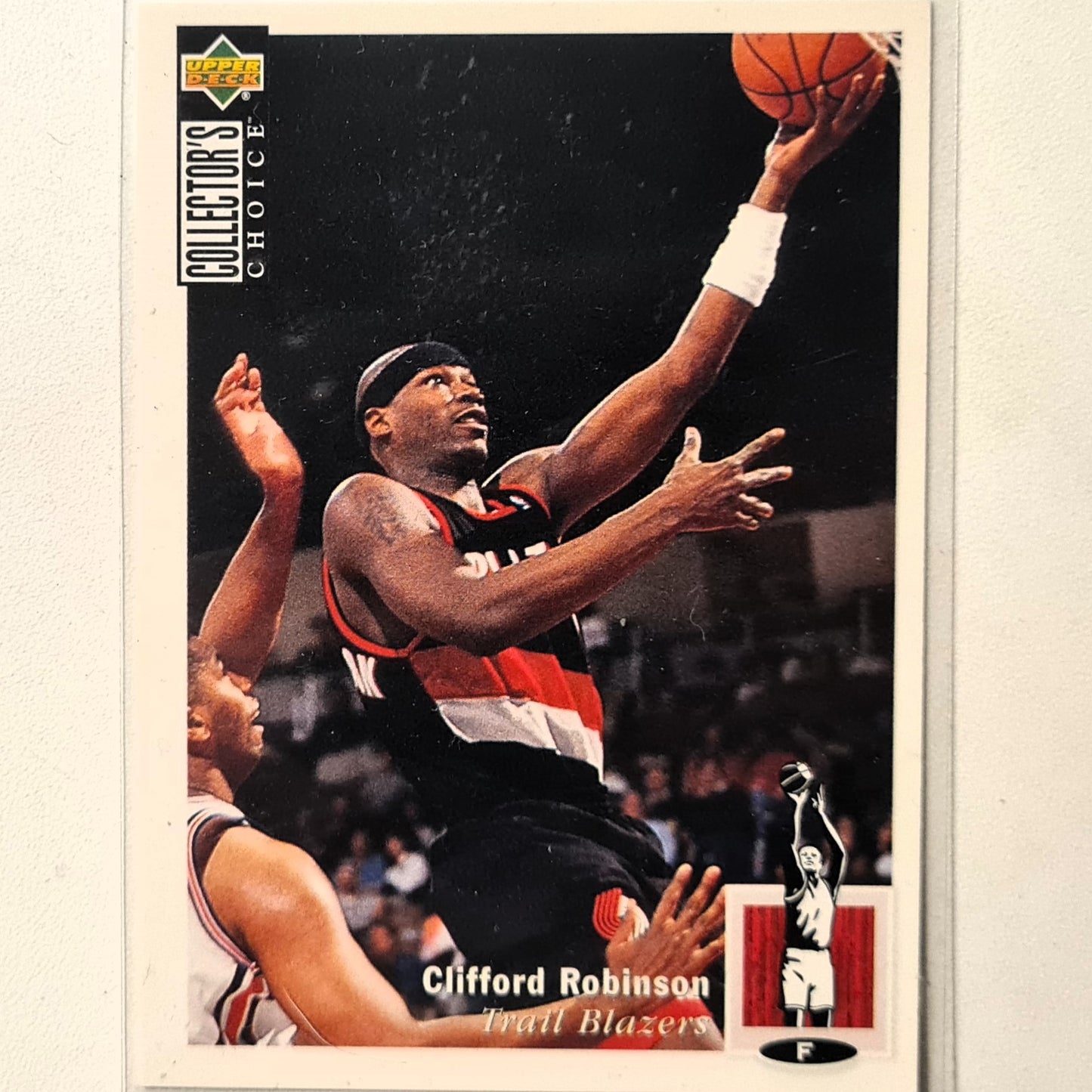 Clifford Robinson 1994 Topps #56 NBA Basketball Toronto Excellent sleeved