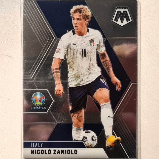 Nicolo Zaniolo 2021 euro 2020  Panini Mosaic #139 Soccer football Italy Excellent sleeved