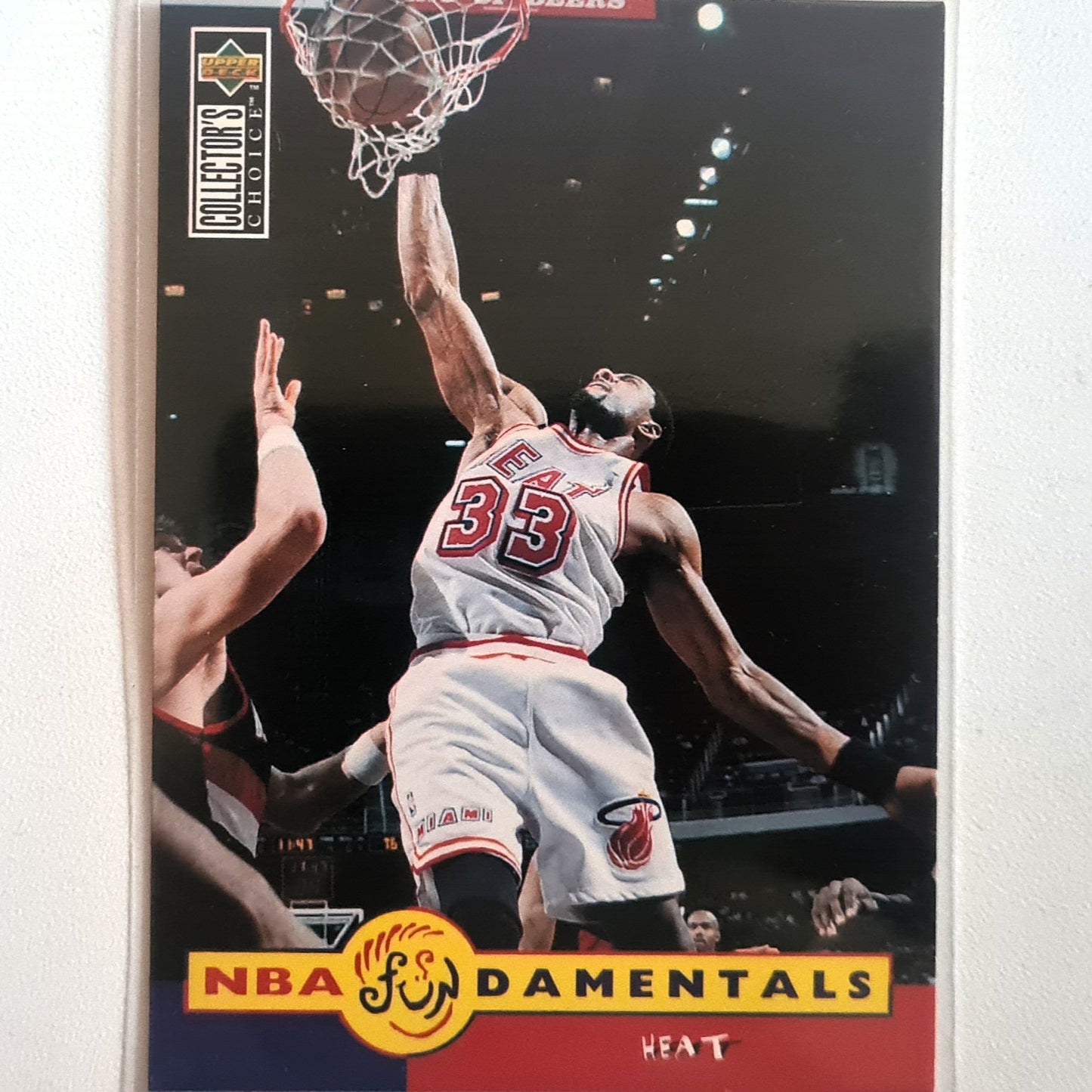 Alonzo Mourning 1996 Upper-Deck Fundamentals #179 NBA Basketball Miami Heat Excellent Sleeved