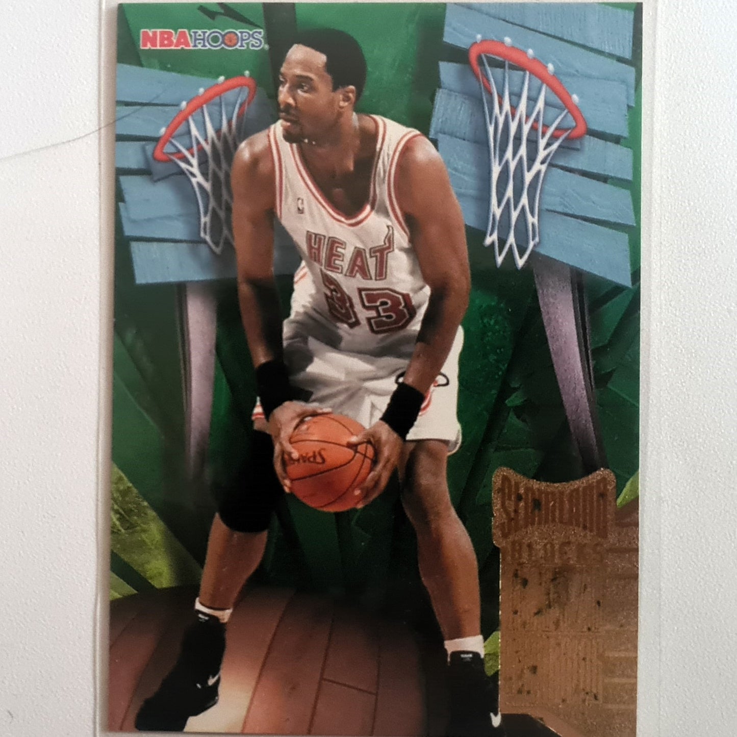 Alonzo Mourning 1996 Skybox NBA Hoops Slamland SL24 NBA Basketball Miami Heat Very good Sleeved