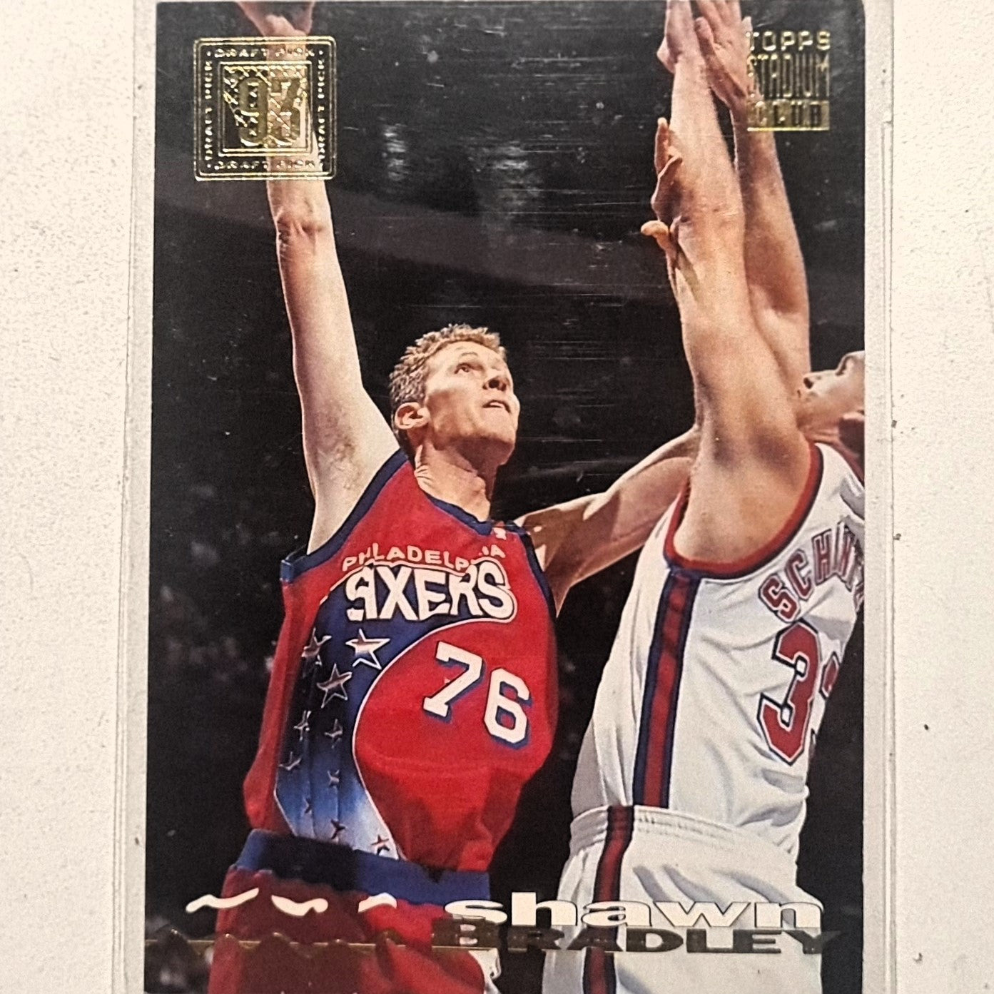 Shawn Bradley 1994 Topps Stadium Club 93 Draft pick Rookie RC #260 NBA Basketball Philadelphia 76ers very good Sleeved