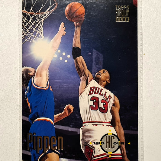 Scottie Pippen 1993 Topps Stadium club High Court #61 NBA basketball Chicago bulls very good