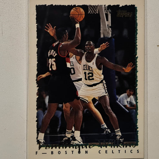 Dominique Wilkins 1995 Topps #290 NBA Basketball Boston Celtics excellent Sleeved