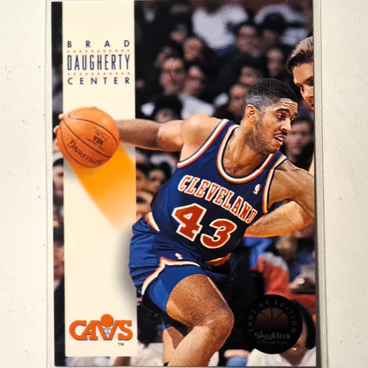 Brad Daugherty 1993 Skybox 93-94 edition #50 NBA Basketball Cavalier Cavaliers Excellent Sleeved