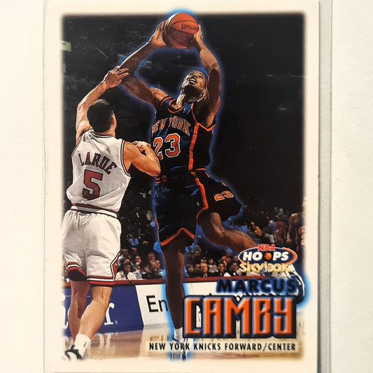 Marcus Camby 1999 Skybox NBA Hoops #70 NBA Basketball New York Knicks excellent Sleeved