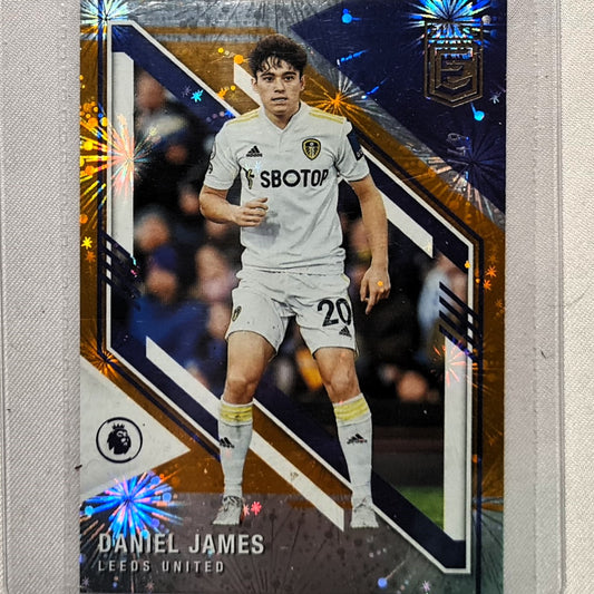 Daniel James 2021-22 Panini Donruss Elite premier league numbered fireworks 42/49 #70 Soccer Football Leeds Excellent sleeved