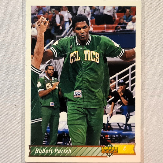 Robert Parish 1992 Upper-Deck #179 NBA Basketball Boston Celtics Excellent sleeved