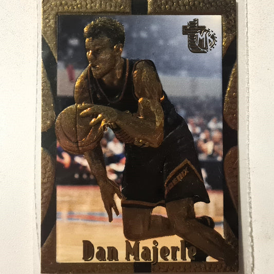 Dan Majerle 1995 Topps MB Gold embossed #76 NBA Basketball Phoenix Suns Very good