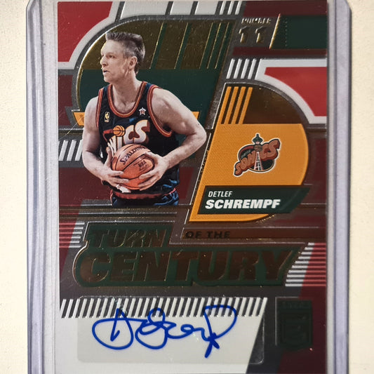 Detlef Schrempf 2022-23 Panini Donruss Elite Turn of the Century Auto 08/49 NBA Basketball mint