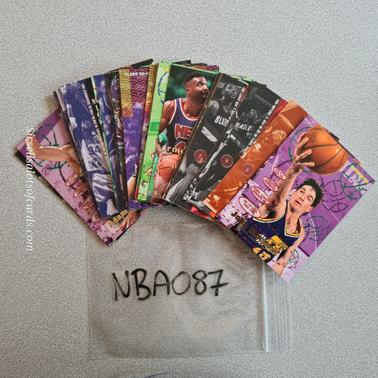 1995 Fleer 95-96 NBA Basketball 40 card bundle mixed very good NBA087