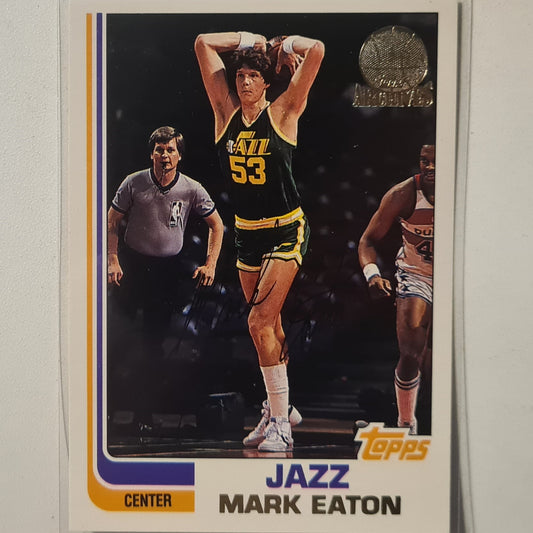 Mark Eaton 1993 Topps Rookie Archives Gold variant RC #25 Utah Jazz Excellent Sleeved