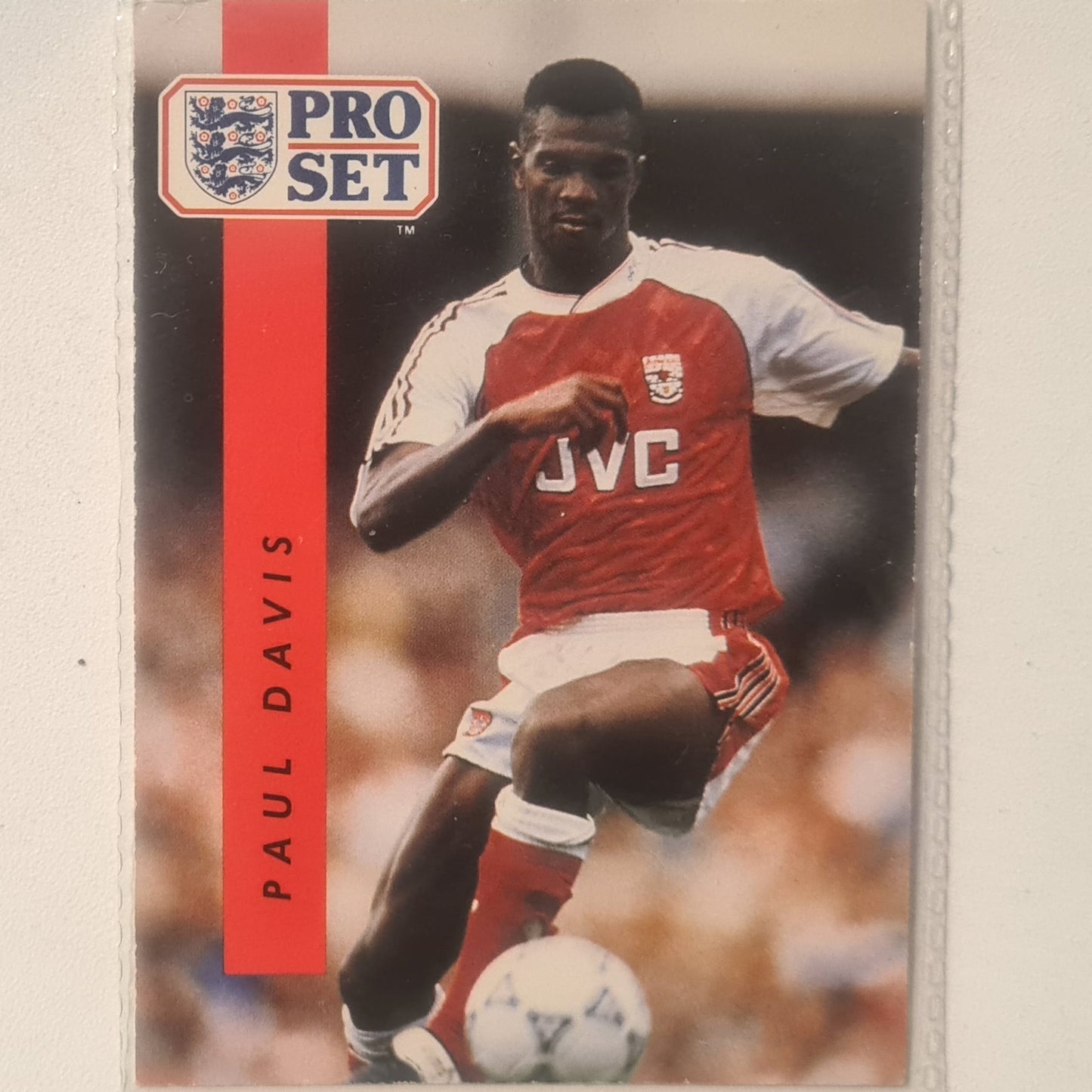 Paul Davis 1990-91 Pro Set #8  soccer football Arsenal very good Sleeved