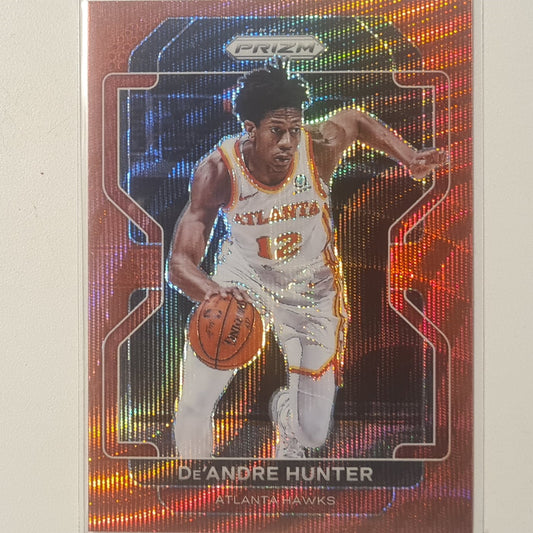 De'Andre Hunter 2021-22 Panini Prizm red wave variant #73 NBA Basketball Excellent sleeved