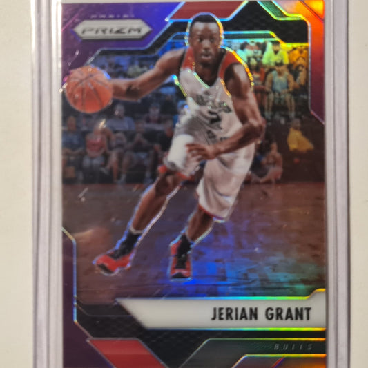 Jerian Gray 2016-17 Panini prizm purple holo refractor numbered 34/75 #27 NBA Basketball Chicago Bulls Excellent Sleeved