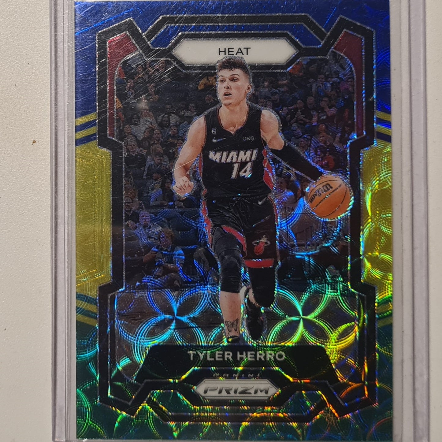 Tyler Herro 2023-24 Panini Prizm blue yellow green #32 NBA Basketball Miami Heat Excellent Sleeved