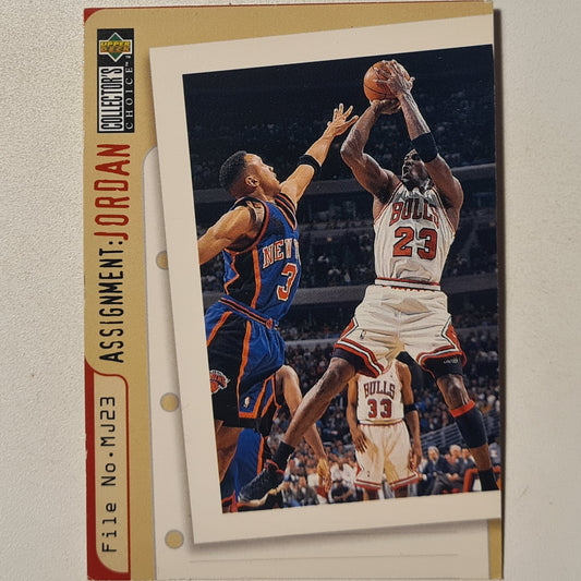 John Starks 1996 Upper-Deck Assignment Michael Jordan #364 NBA Basketball Chicago Bulls good sleeved