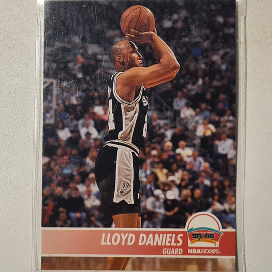 Lloyd Daniels 1994 Skybox NBA Hoops #192 NBA Basketball San Antonio Spurs Excellent sleeved