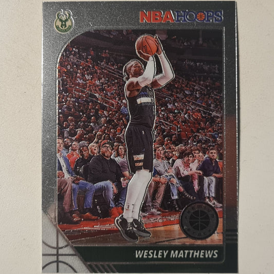 Wesley Matthews 2019-20 NBA Hoops premium stock  #75 NBA Basketball Milwaukee Bucks cash fresh/excellent sleeved