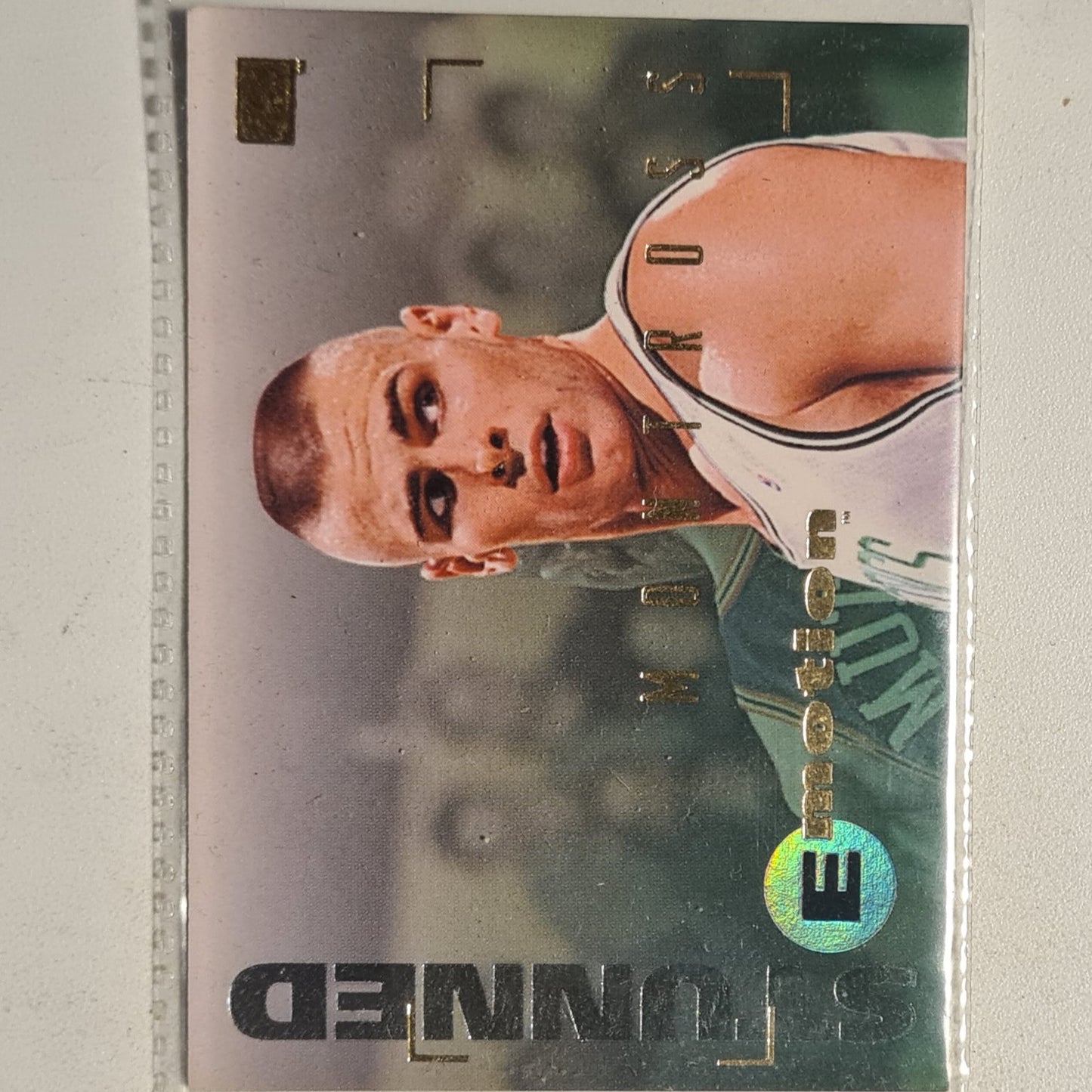 Eric Montross 1995 Skybox Emotion Stunned Rookie RC #5 NBA Basketball Boston Celtics Excellent