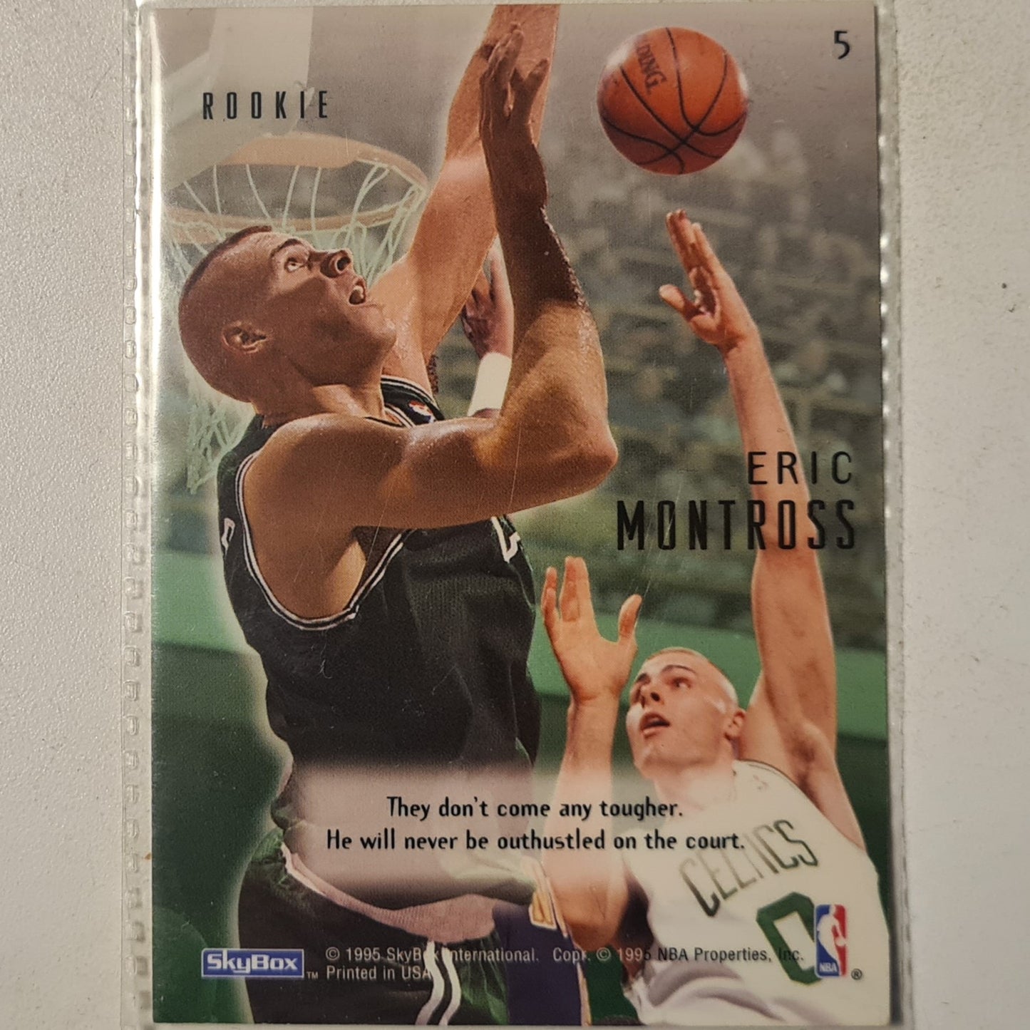 Eric Montross 1995 Skybox Emotion Stunned Rookie RC #5 NBA Basketball Boston Celtics Excellent