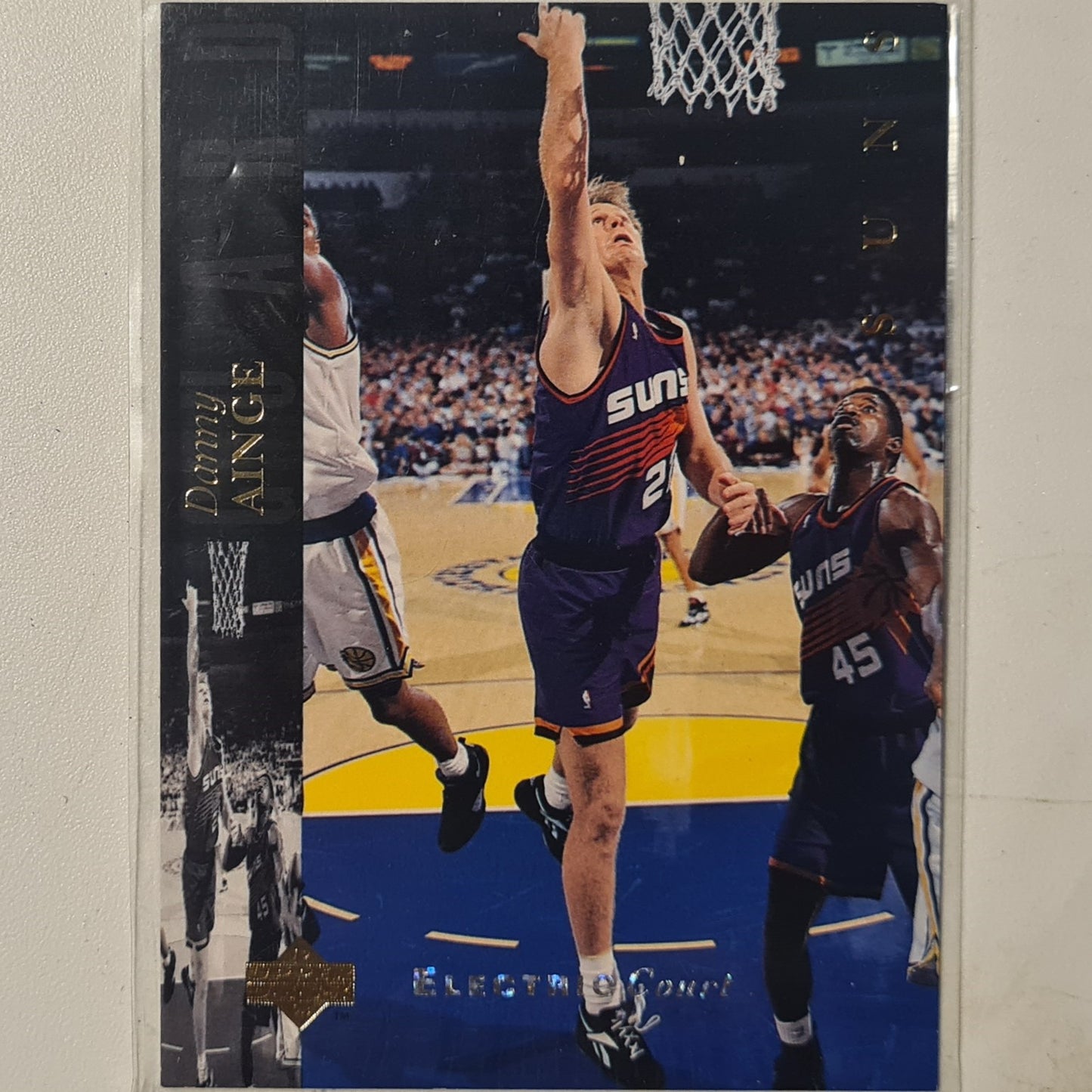 Danny Ainge 1994 Upper-Deck Electric court variant #100 NBA Basketball Phoenix Suns Excellent Sleeved