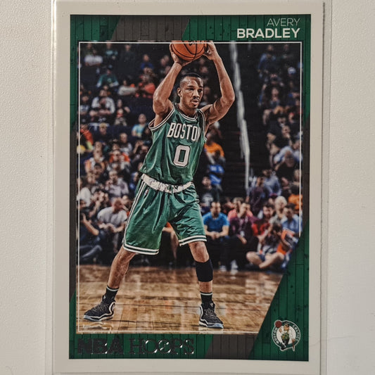 Avery Bradley 2016-17 Panini NBA Hoops #24 NBA Basketball Boston Celtics Excellent Sleeved