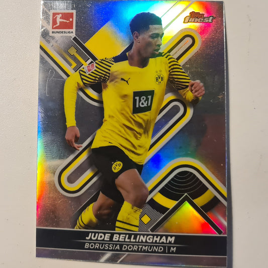 Jude Bellingham 2022 Topps Finest  Bundesliga refractor #43 football Borussia Dortmund very good