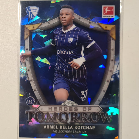 Armel Bella Kotchap 2022 Topps Chrome Bundesliga Heroes of tomorrow rookie  BLUE CRACKED ICE HT-AB football Bochum mint sleeved