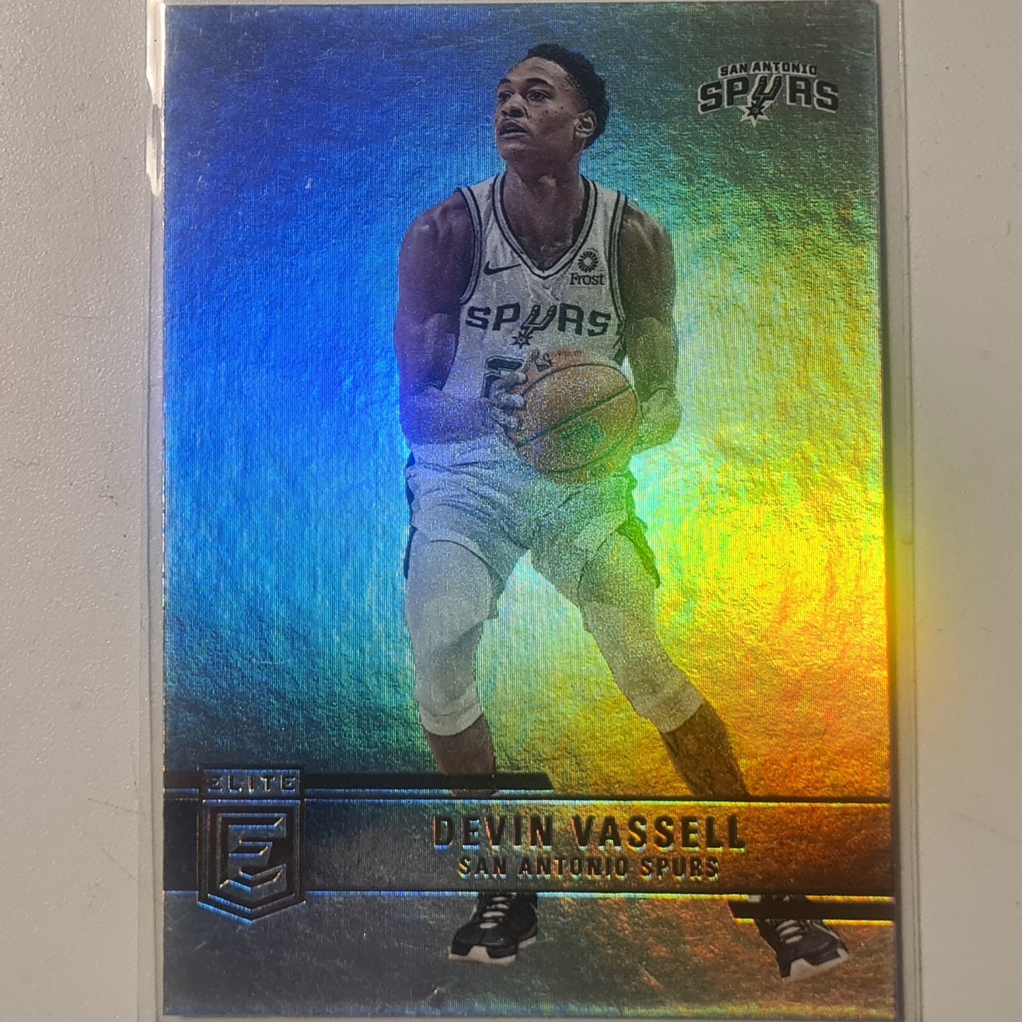 Devin Vassell 2017-18 Panini Elite  #43 NBA Basketball San Antonio Spurs Excellent sleeved