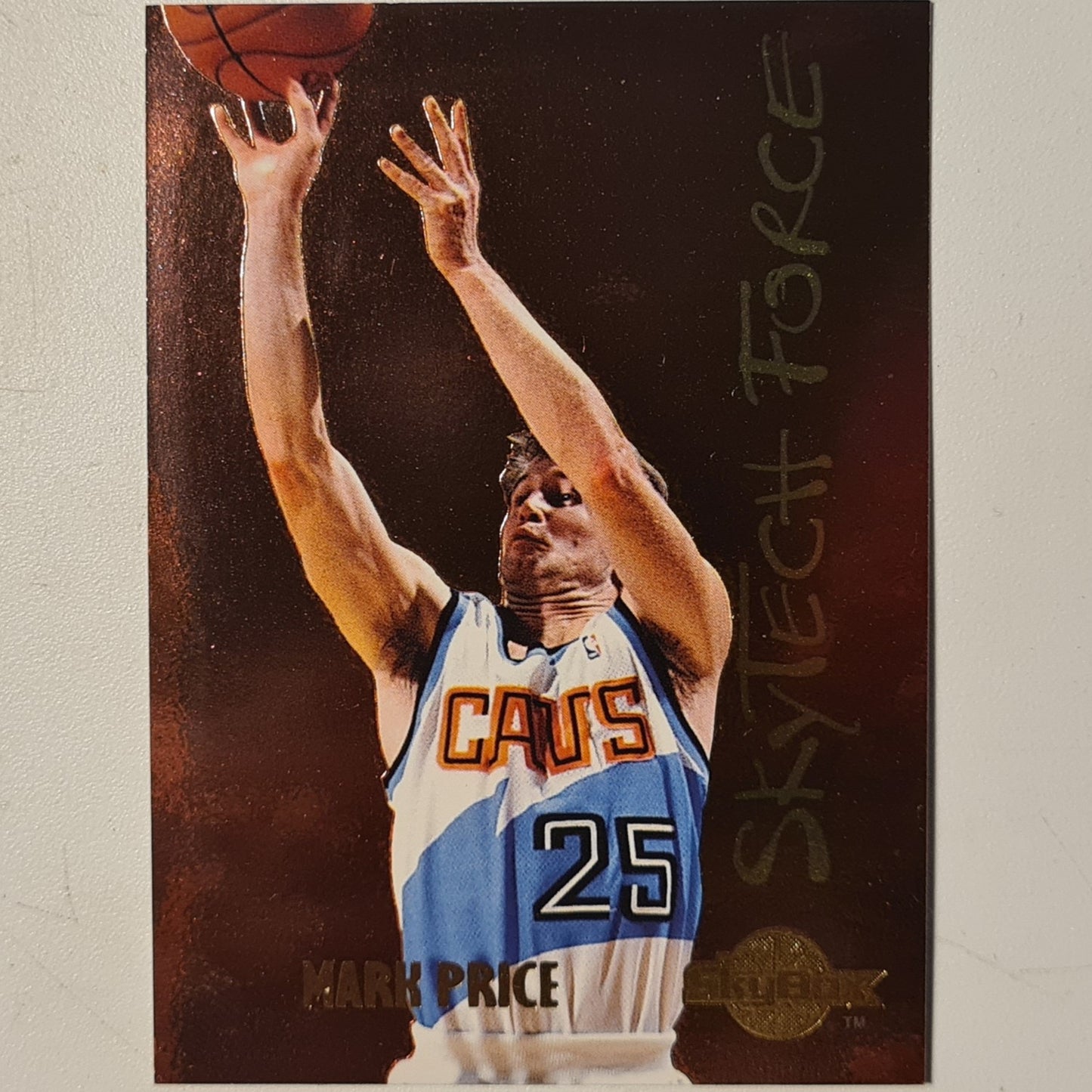 Mark Price 1995 Skybox Skytech Force insert SF21 NBA Basketball Cleveland Cavaliers Excellent sleeved