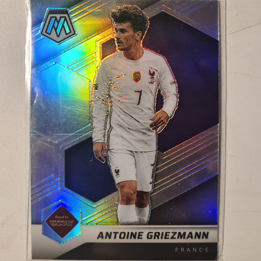 Antoine Griezmann 2021-22 Panini Mosaic FIFA road to world cup Prizm #1 Soccer France EX- Mint Sleeved