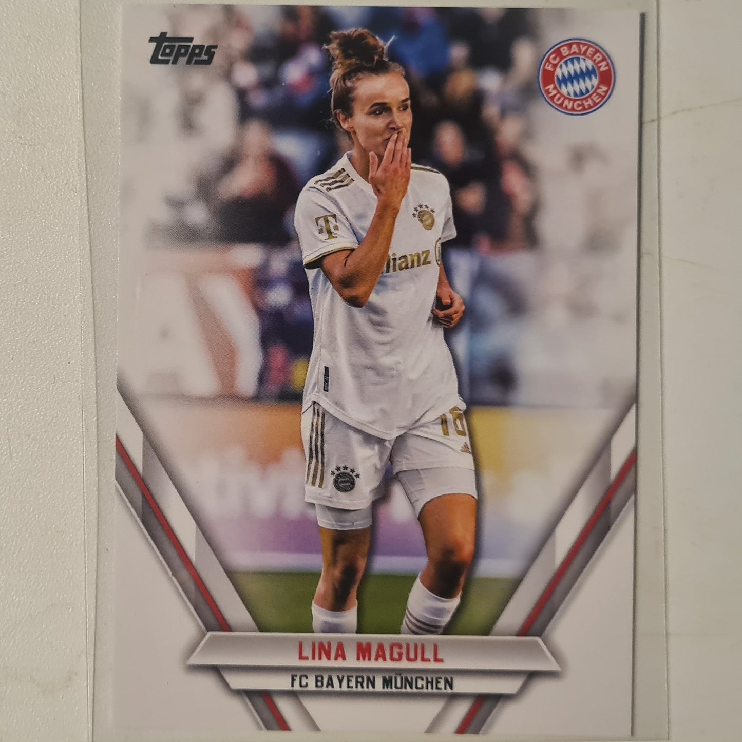 Lina Magull 2023 Topps Bundesliga ( German issue) FCB-LM Soccer Football Bayern Munich mint Sleeved