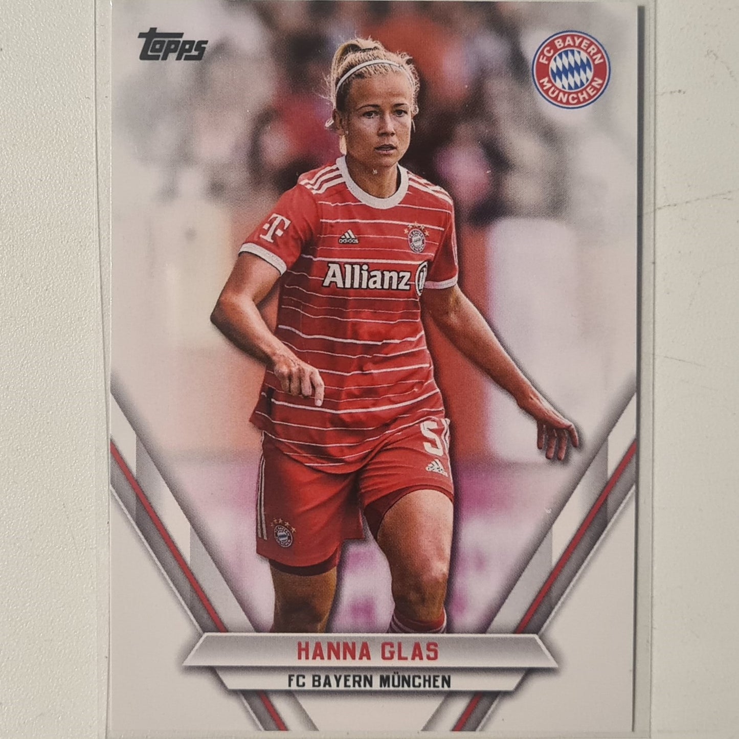 Hanna Glas 2023 Topps Bundesliga ( German issue) Rookie RC FCB-HG Soccer Football Bayern Munich mint Sleeved